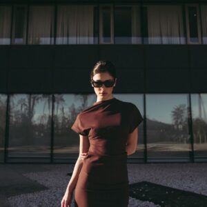 VESTIDO MIDI DRAPEADO