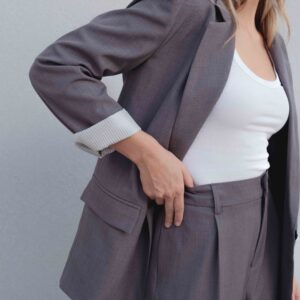 PANTALÓN ANCHO PINZAS