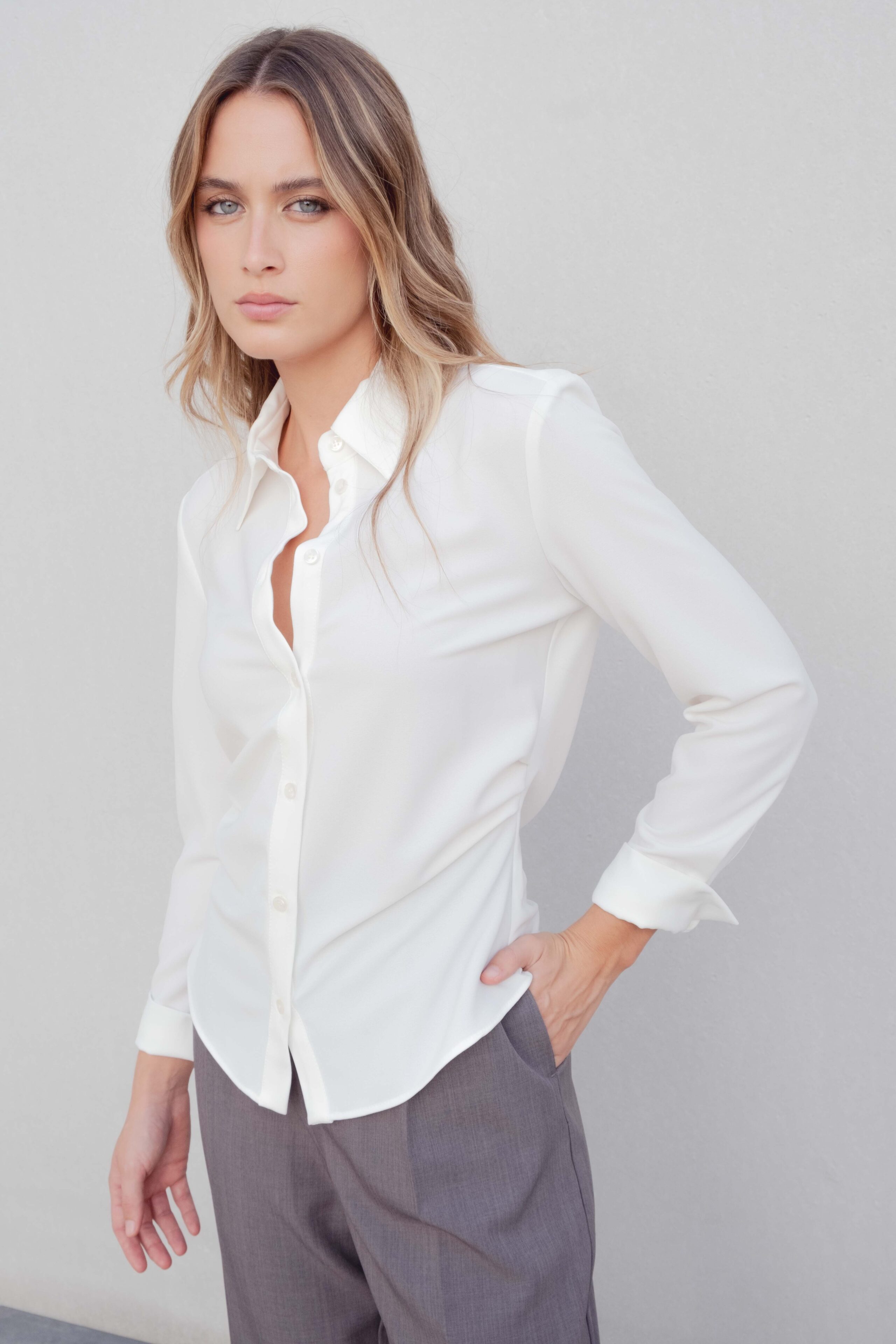 CAMISA TEXTURA CON PLIEGUES