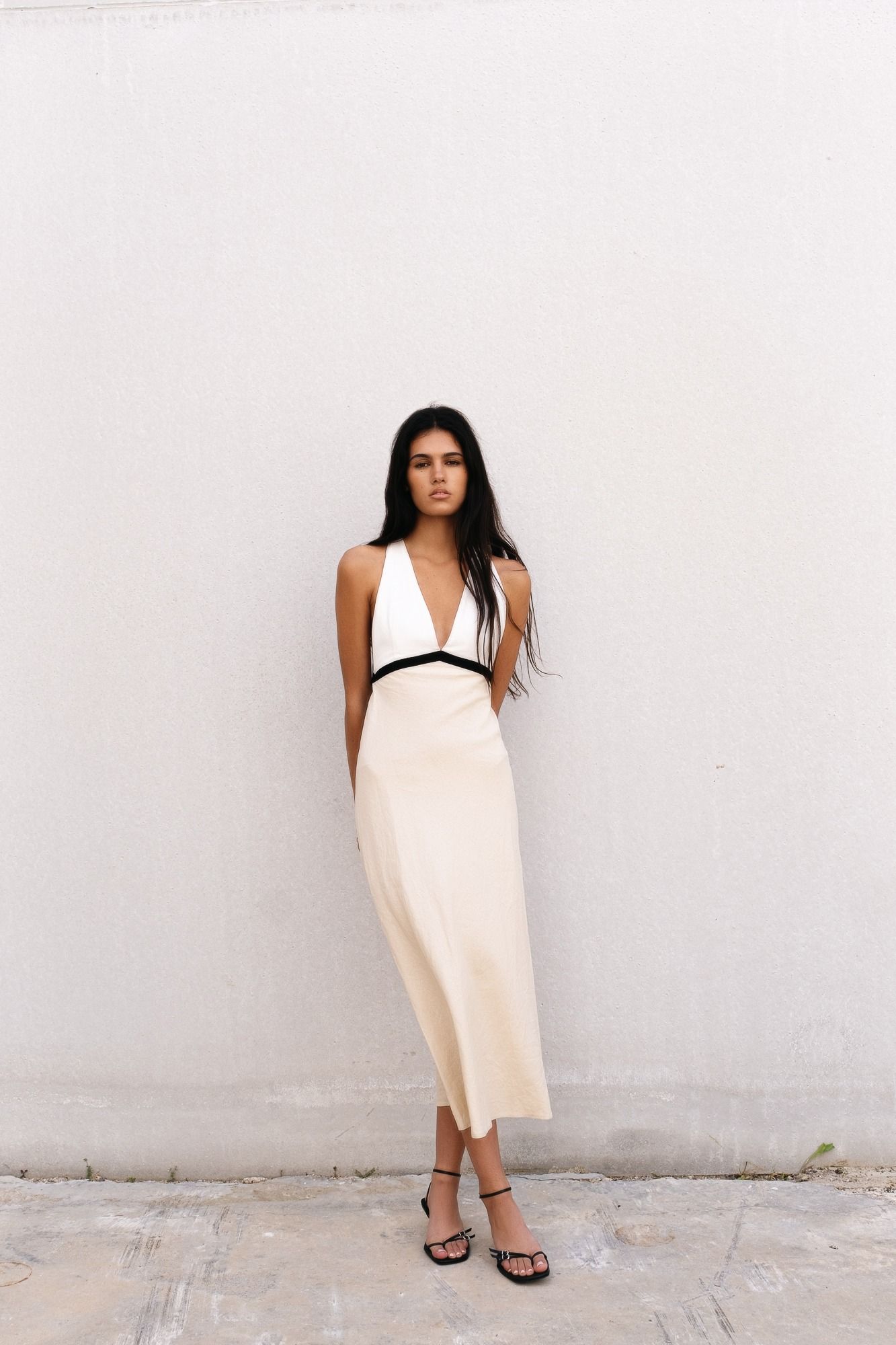 VESTIDO LINO