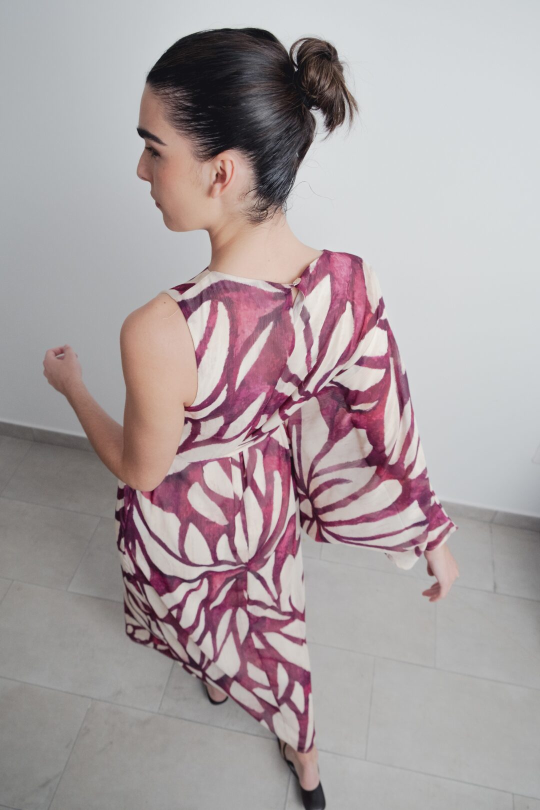 VESTIDO ASIMETRICO ESTAMPADO